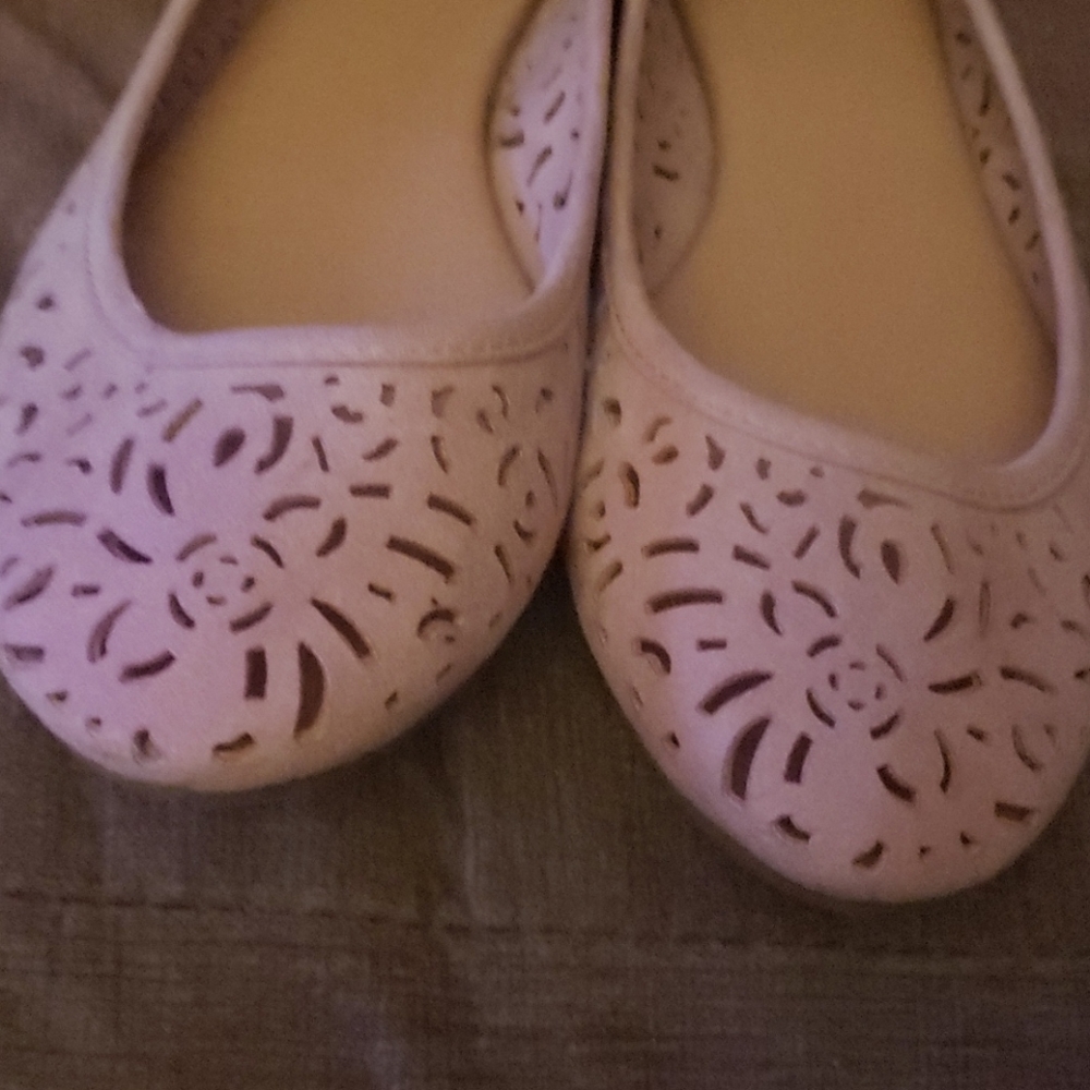 Tan flats with"scrollwork" pattern - Picture 2 of 4